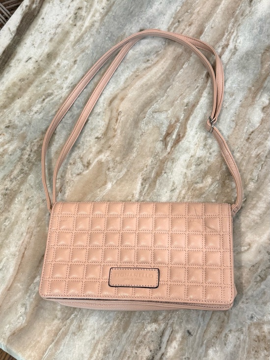 Tignanello Handbags - TIGNANELLO Pink quilted leather crossbody bag